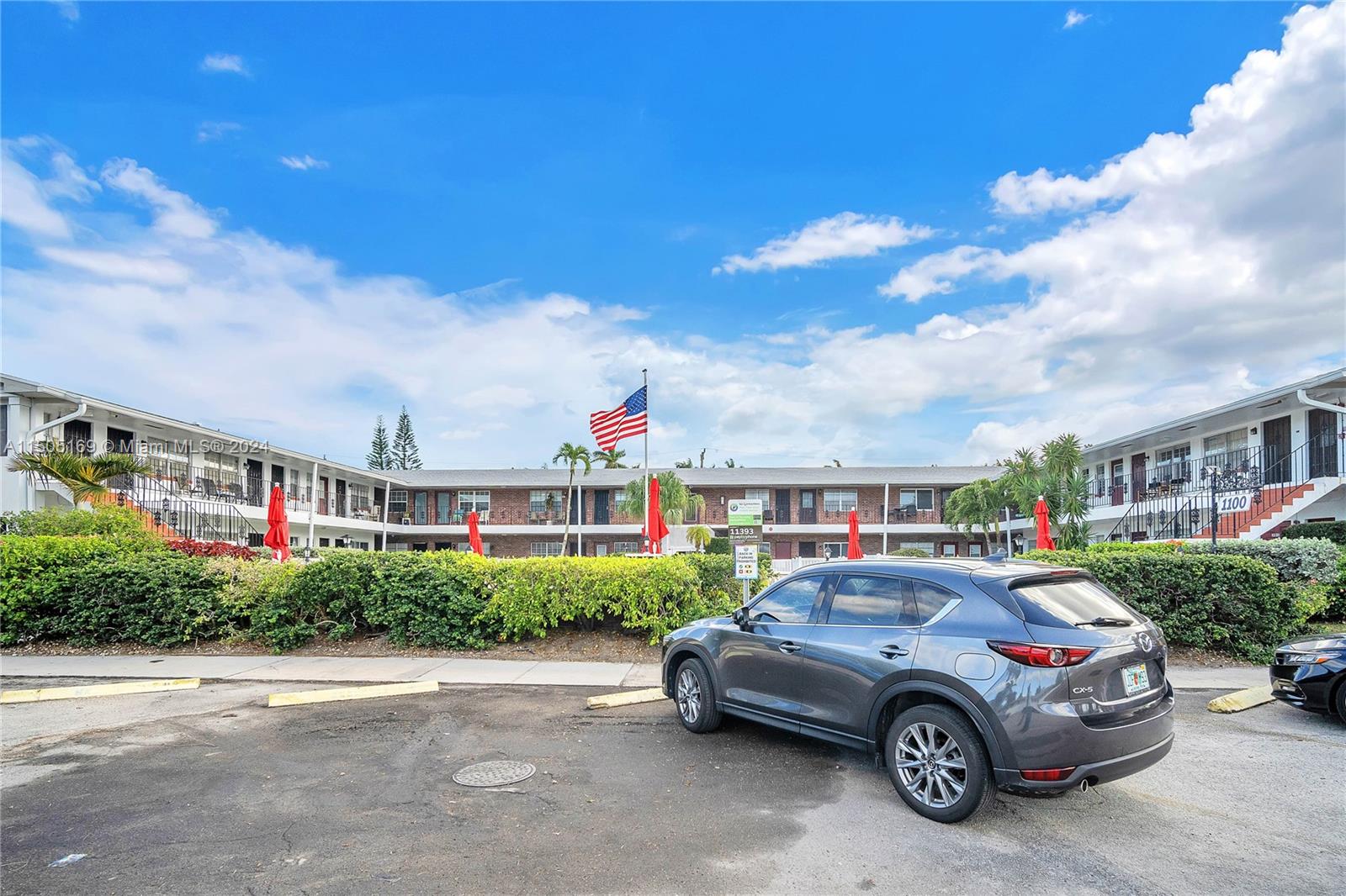 1100 Atlantic Shores 402, Hallandale Beach, Florida 33009, 1 Bedroom Bedrooms, ,1 BathroomBathrooms,Residentiallease,For Rent,1100 Atlantic Shores 402,A11505169