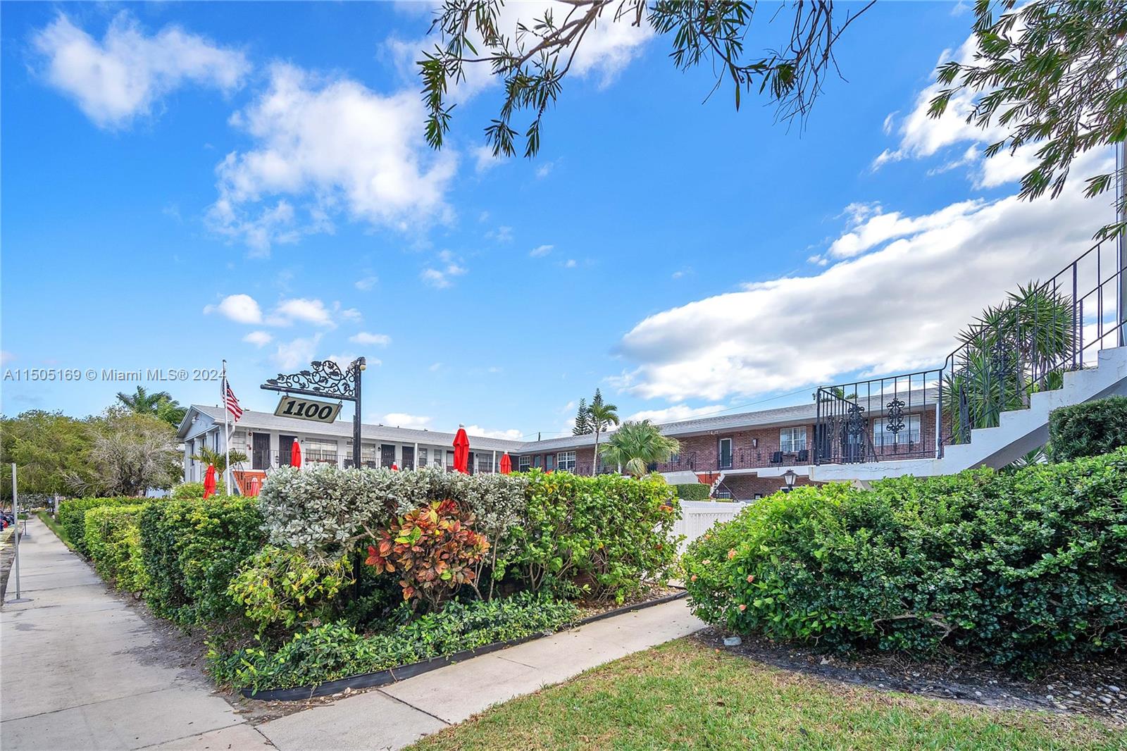 1100 Atlantic Shores 402, Hallandale Beach, Florida 33009, 1 Bedroom Bedrooms, ,1 BathroomBathrooms,Residentiallease,For Rent,1100 Atlantic Shores 402,A11505169