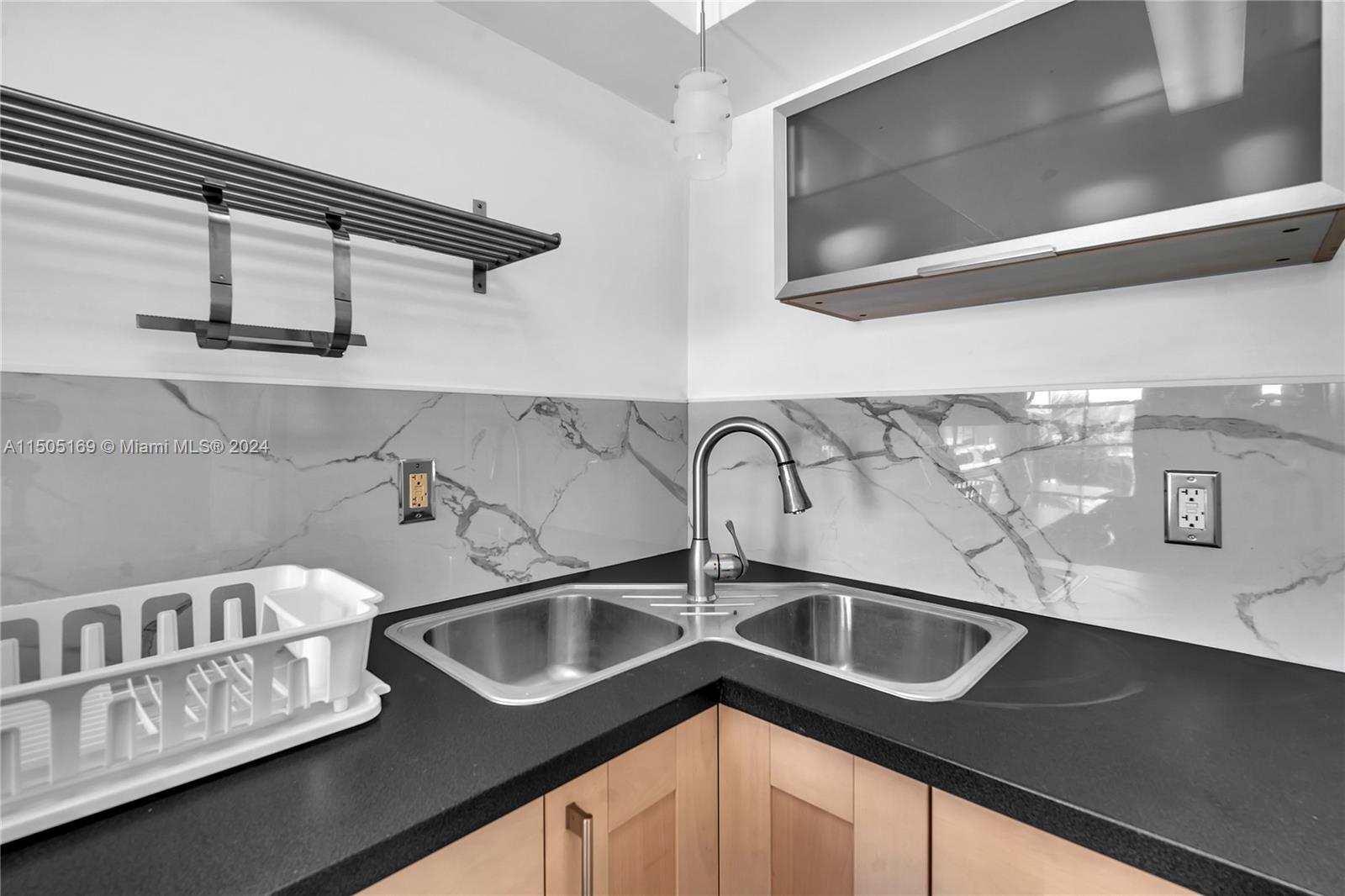 1100 Atlantic Shores 402, Hallandale Beach, Florida 33009, 1 Bedroom Bedrooms, ,1 BathroomBathrooms,Residentiallease,For Rent,1100 Atlantic Shores 402,A11505169