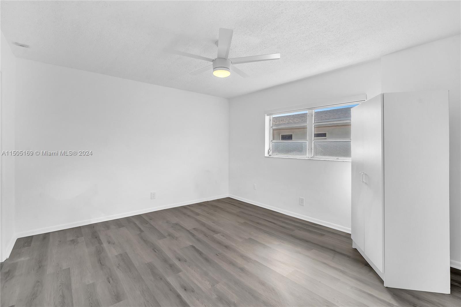 1100 Atlantic Shores 402, Hallandale Beach, Florida 33009, 1 Bedroom Bedrooms, ,1 BathroomBathrooms,Residentiallease,For Rent,1100 Atlantic Shores 402,A11505169