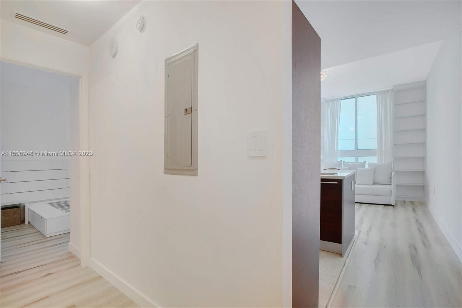 1900 N Bayshore Dr 2403, Miami, Florida 33132, 1 Bedroom Bedrooms, ,1 BathroomBathrooms,Residential,For Sale,1900 N Bayshore Dr 2403,A11505948