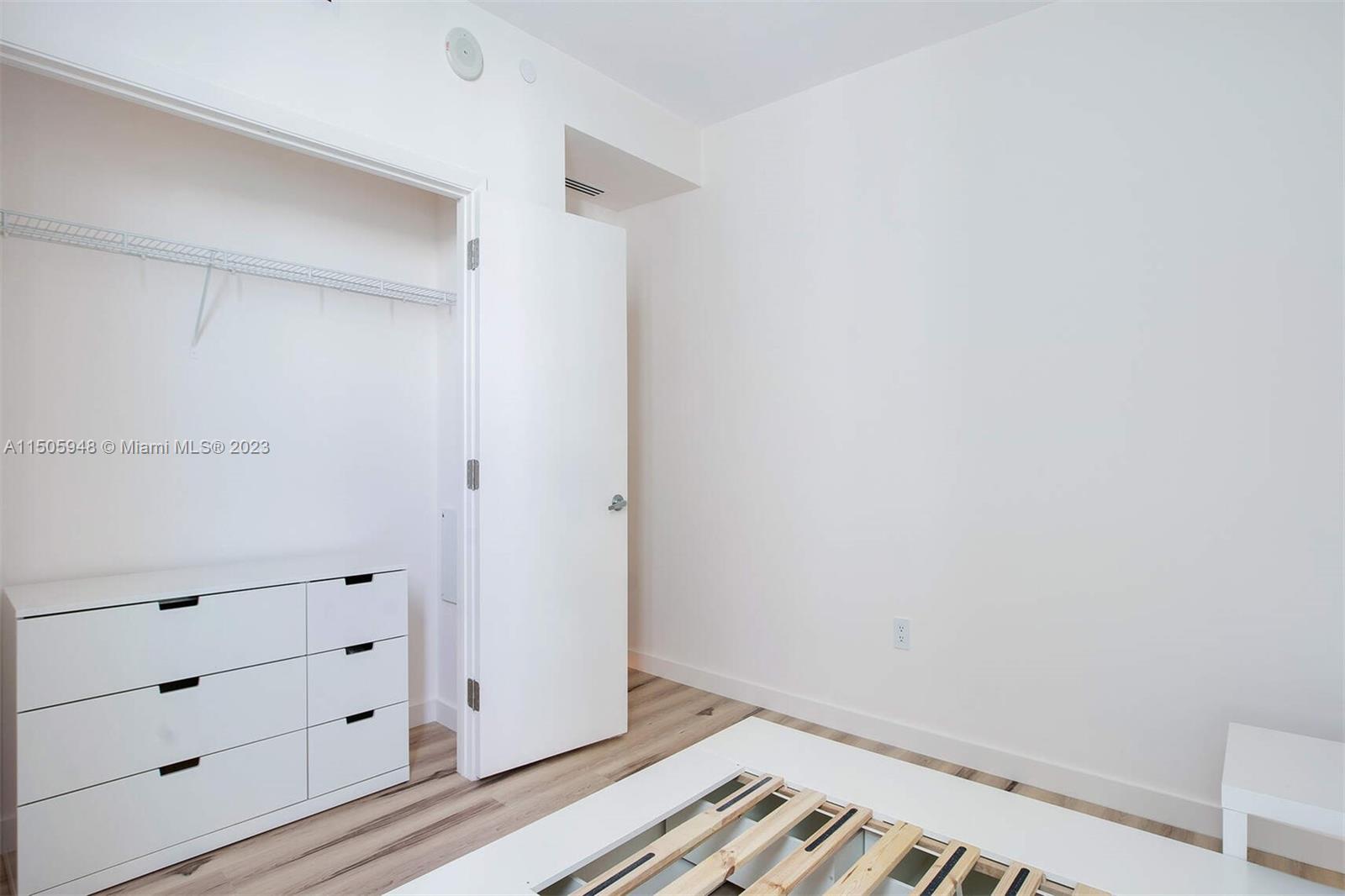 1900 N Bayshore Dr 2403, Miami, Florida 33132, 1 Bedroom Bedrooms, ,1 BathroomBathrooms,Residential,For Sale,1900 N Bayshore Dr 2403,A11505948