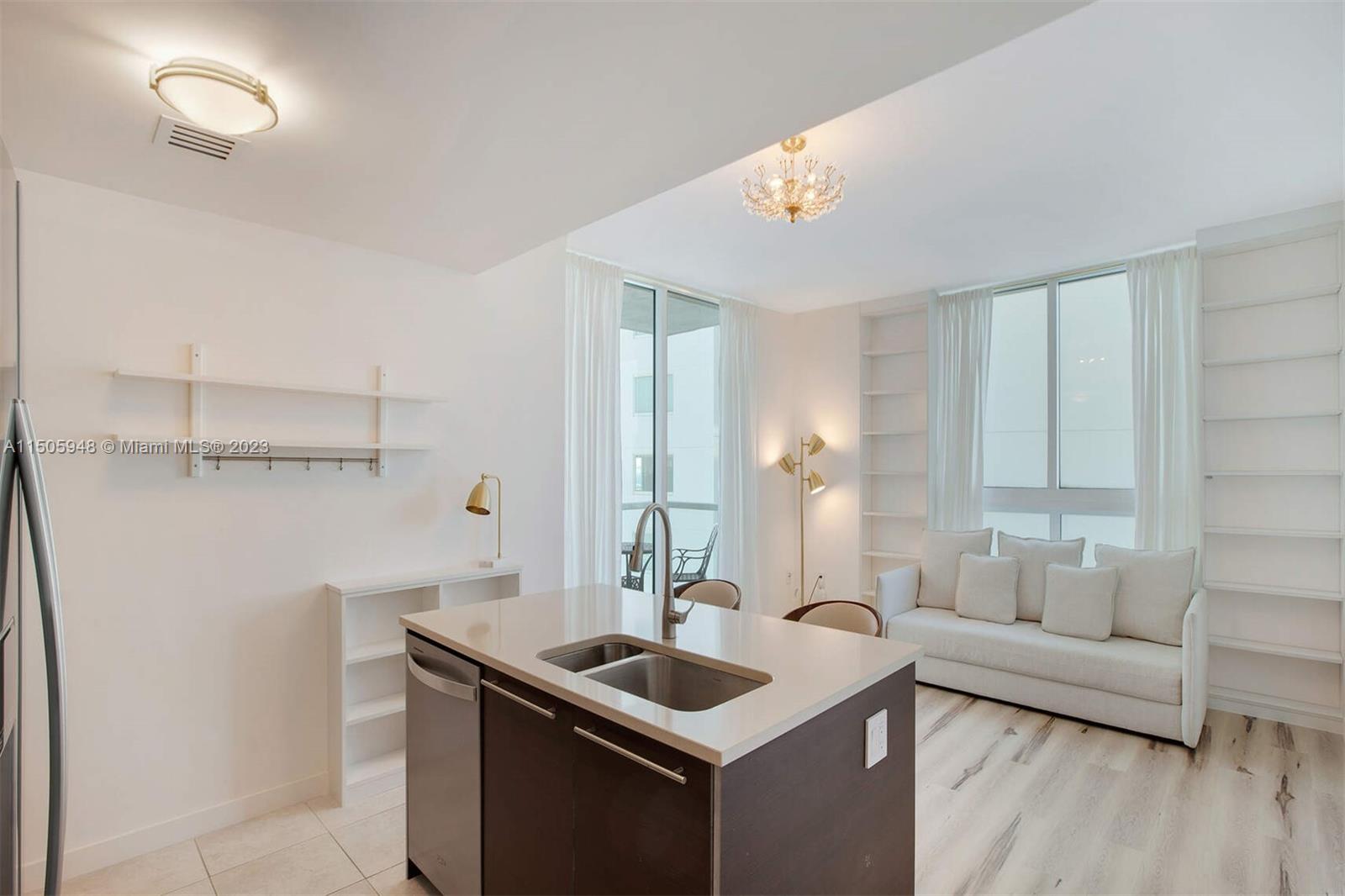 1900 N Bayshore Dr 2403, Miami, Florida 33132, 1 Bedroom Bedrooms, ,1 BathroomBathrooms,Residential,For Sale,1900 N Bayshore Dr 2403,A11505948