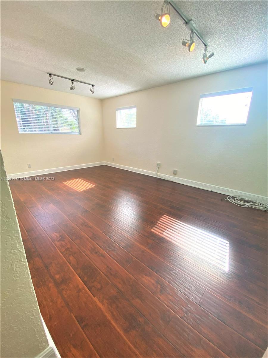 6780 Taft St, Hollywood, Florida 33024, ,Commercialsale,For Sale,6780 Taft St,A11501174