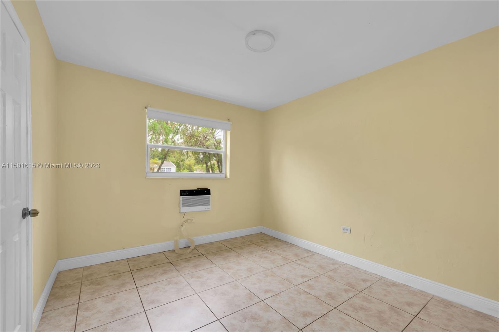 1485 NE 140th St, North Miami, Florida 33161, 3 Bedrooms Bedrooms, ,1 BathroomBathrooms,Residential,For Sale,1485 NE 140th St,A11501615