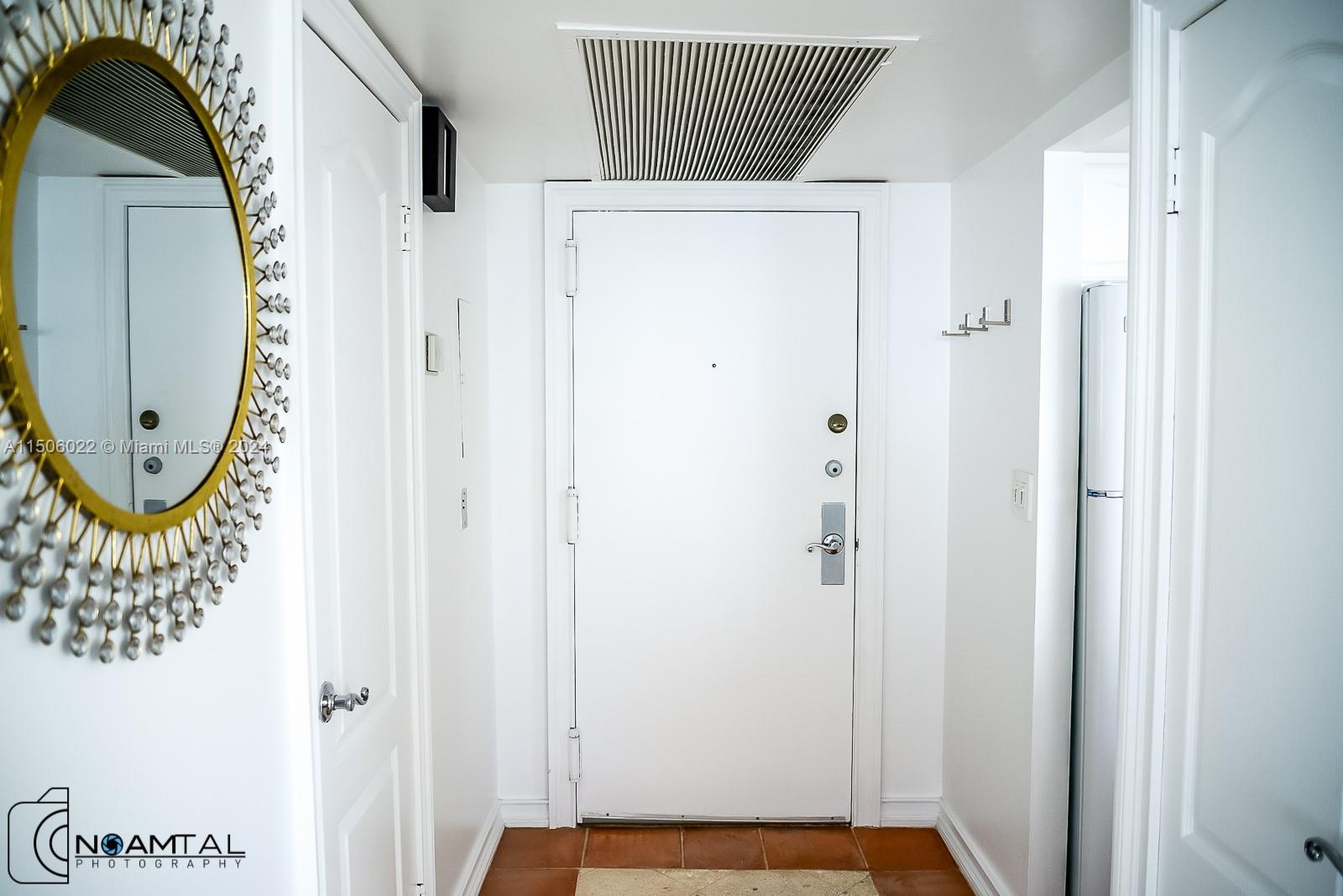 1390 Ocean Dr 201, Miami Beach, Florida 33139, 1 Bedroom Bedrooms, ,1 BathroomBathrooms,Residential,For Sale,1390 Ocean Dr 201,A11506022