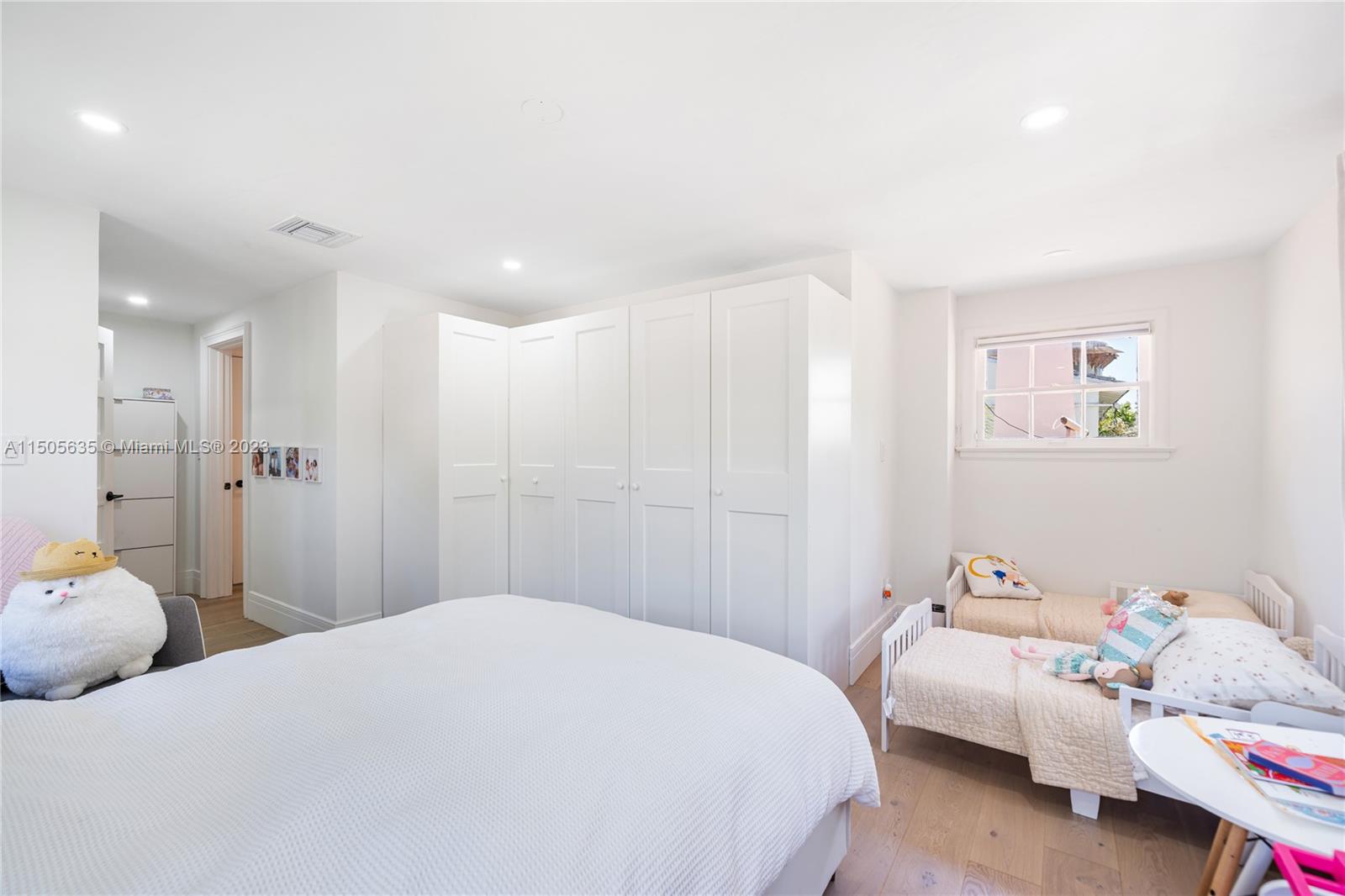 3747 Royal Palm Ave, Miami Beach, Florida 33140, 4 Bedrooms Bedrooms, ,4 BathroomsBathrooms,Residential,For Sale,3747 Royal Palm Ave,A11505635