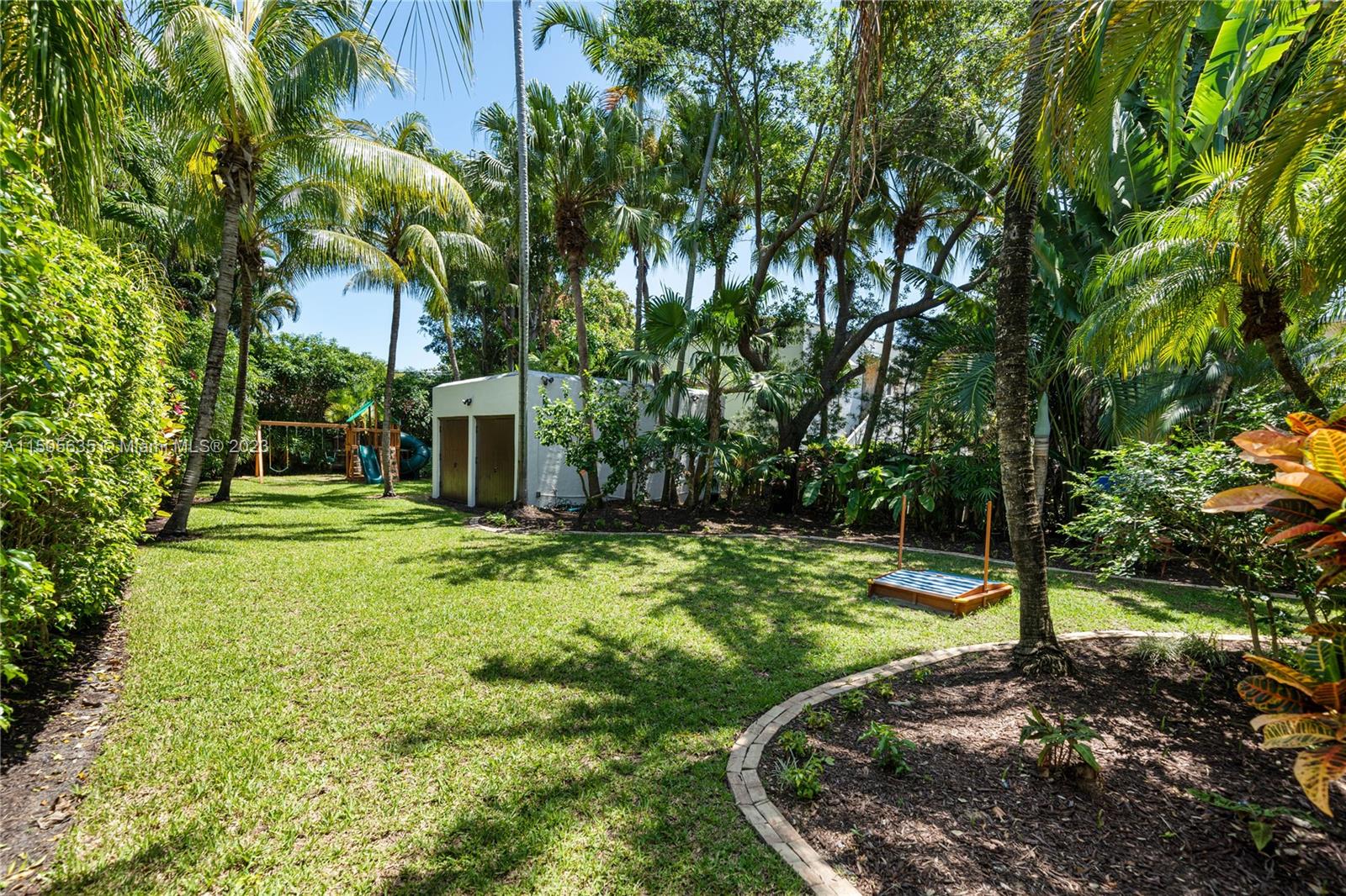 3747 Royal Palm Ave, Miami Beach, Florida 33140, 4 Bedrooms Bedrooms, ,4 BathroomsBathrooms,Residential,For Sale,3747 Royal Palm Ave,A11505635