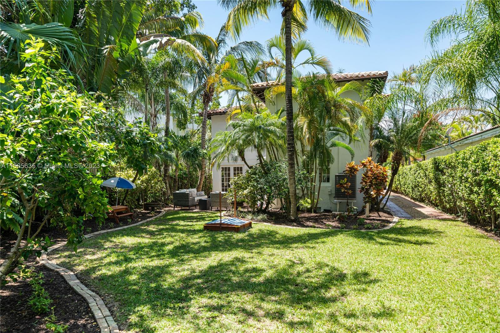 3747 Royal Palm Ave, Miami Beach, Florida 33140, 4 Bedrooms Bedrooms, ,4 BathroomsBathrooms,Residential,For Sale,3747 Royal Palm Ave,A11505635