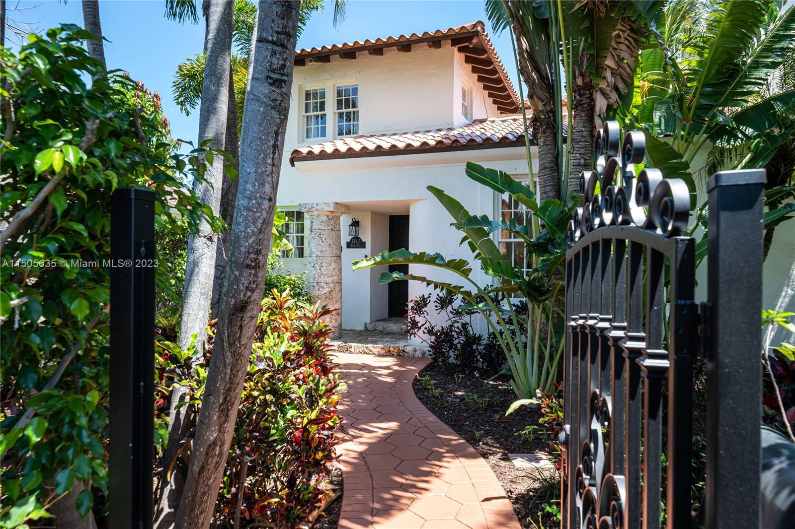3747 Royal Palm Ave, Miami Beach, Florida 33140, 4 Bedrooms Bedrooms, ,4 BathroomsBathrooms,Residential,For Sale,3747 Royal Palm Ave,A11505635
