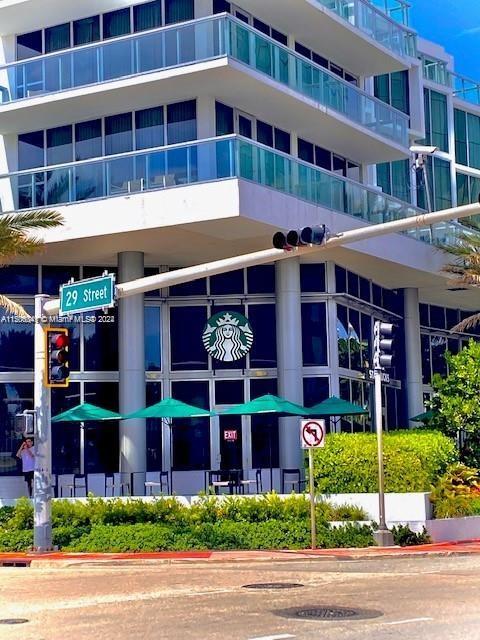 2899 Collins Ave 904, Miami Beach, Florida 33140, ,1 BathroomBathrooms,Residential,For Sale,2899 Collins Ave 904,A11506049