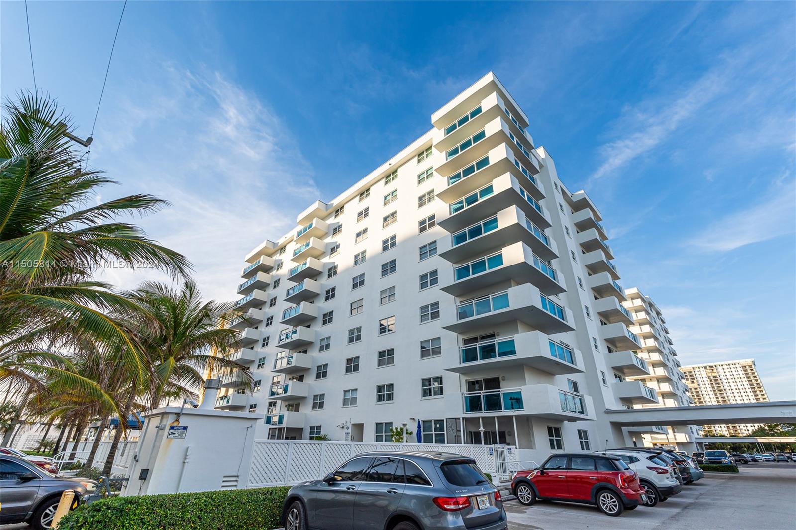 1701 S Ocean Dr 702, Hollywood, Florida 33019, 2 Bedrooms Bedrooms, ,2 BathroomsBathrooms,Residential,For Sale,1701 S Ocean Dr 702,A11505814