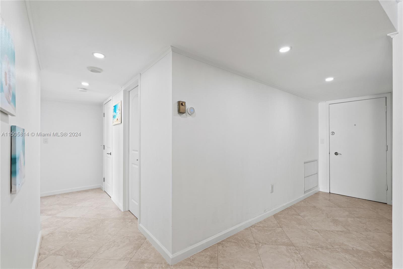 1701 S Ocean Dr 702, Hollywood, Florida 33019, 2 Bedrooms Bedrooms, ,2 BathroomsBathrooms,Residential,For Sale,1701 S Ocean Dr 702,A11505814