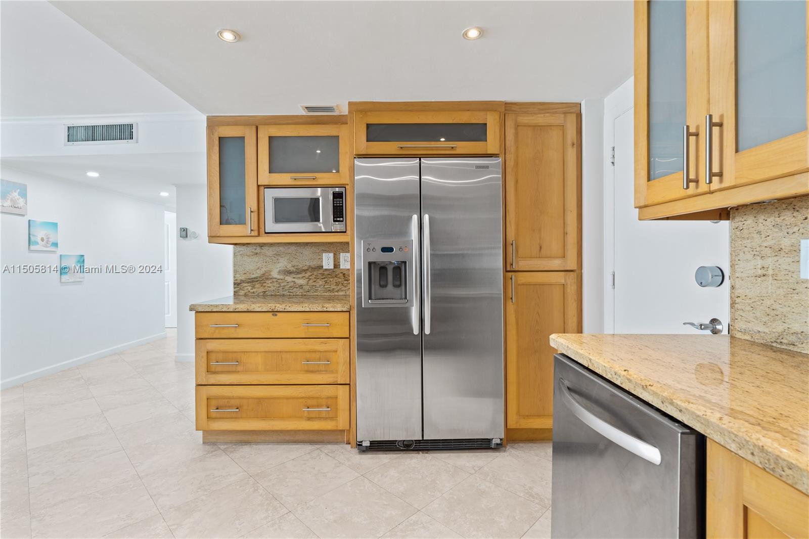 1701 S Ocean Dr 702, Hollywood, Florida 33019, 2 Bedrooms Bedrooms, ,2 BathroomsBathrooms,Residential,For Sale,1701 S Ocean Dr 702,A11505814