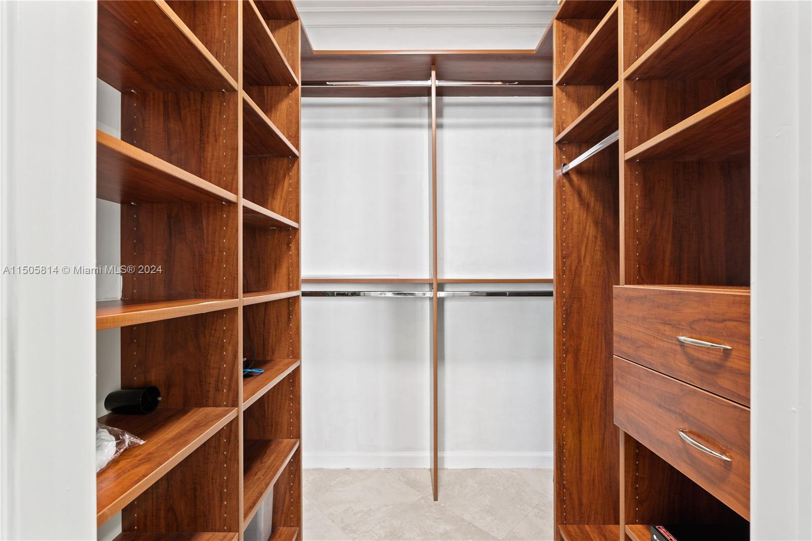 1701 S Ocean Dr 702, Hollywood, Florida 33019, 2 Bedrooms Bedrooms, ,2 BathroomsBathrooms,Residential,For Sale,1701 S Ocean Dr 702,A11505814