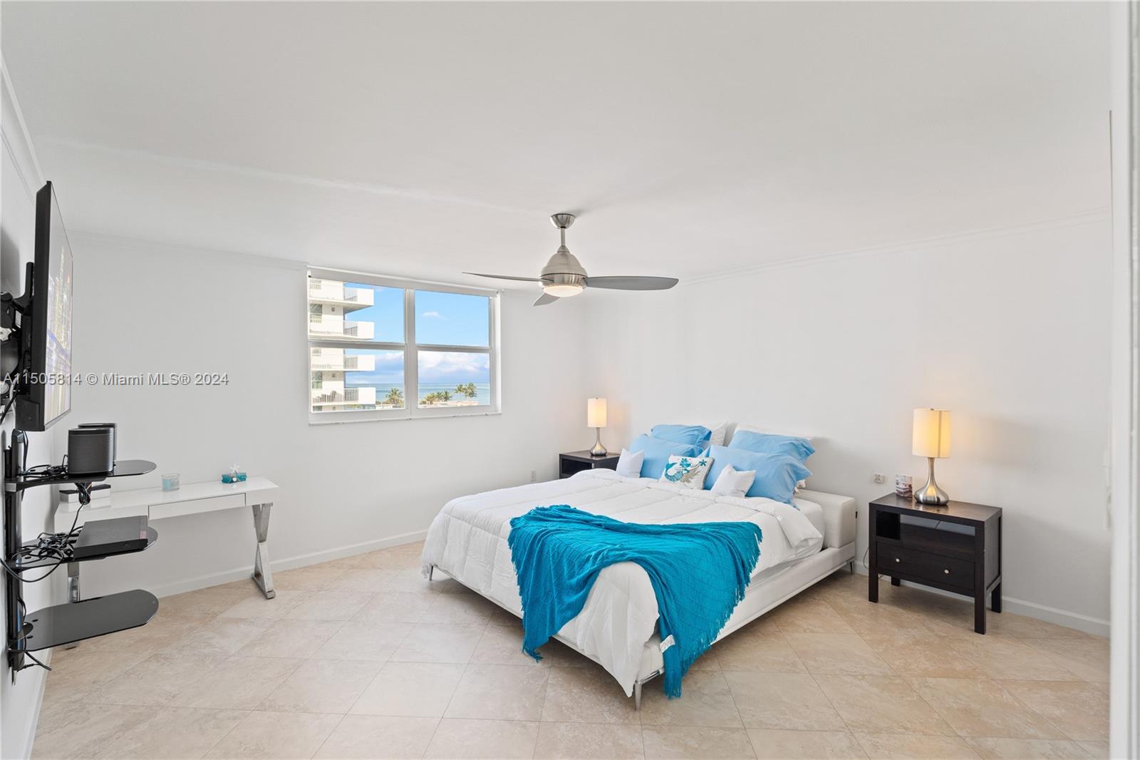 1701 S Ocean Dr 702, Hollywood, Florida 33019, 2 Bedrooms Bedrooms, ,2 BathroomsBathrooms,Residential,For Sale,1701 S Ocean Dr 702,A11505814