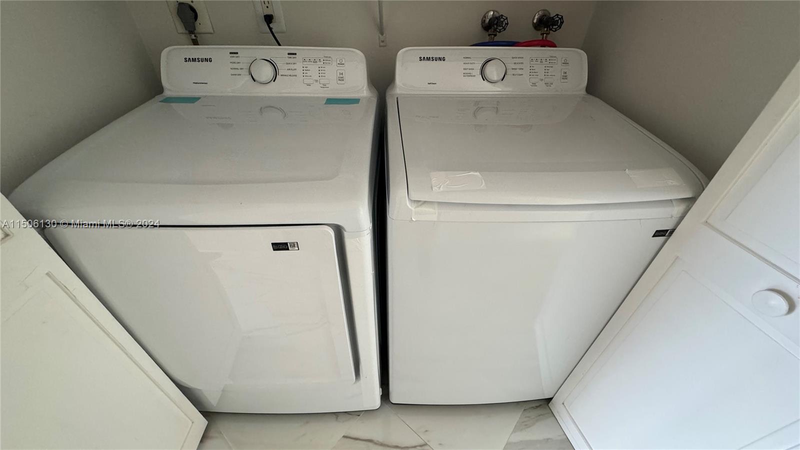 3600 Mystic Pointe Dr PH1, Aventura, Florida 33180, 2 Bedrooms Bedrooms, ,2 BathroomsBathrooms,Residential,For Sale,3600 Mystic Pointe Dr PH1,A11506130