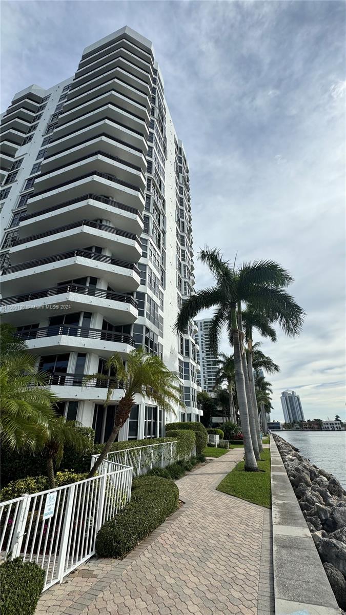 3600 Mystic Pointe Dr, Aventura, FL, 33180 United States, 2 Bedrooms Bedrooms, ,2 BathroomsBathrooms,Residential,For Sale,Mystic Pointe Dr,A11506130