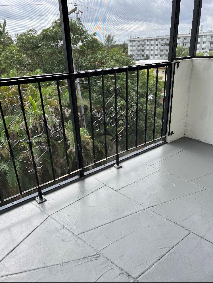 1230 NE 139th St 405, North Miami, Florida 33161, 1 Bedroom Bedrooms, ,1 BathroomBathrooms,Residential,For Sale,1230 NE 139th St 405,A11506146