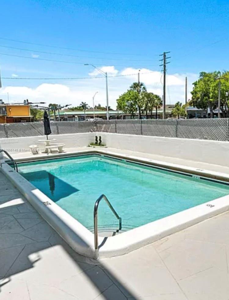 1230 NE 139th St 405, North Miami, Florida 33161, 1 Bedroom Bedrooms, ,1 BathroomBathrooms,Residential,For Sale,1230 NE 139th St 405,A11506146