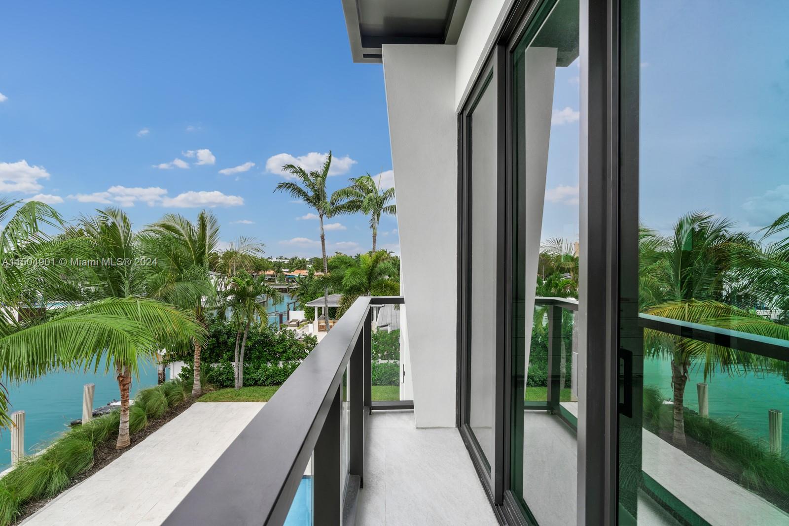 12710 Maple Rd, North Miami, Florida 33181, 7 Bedrooms Bedrooms, ,7 BathroomsBathrooms,Residential,For Sale,12710 Maple Rd,A11504901