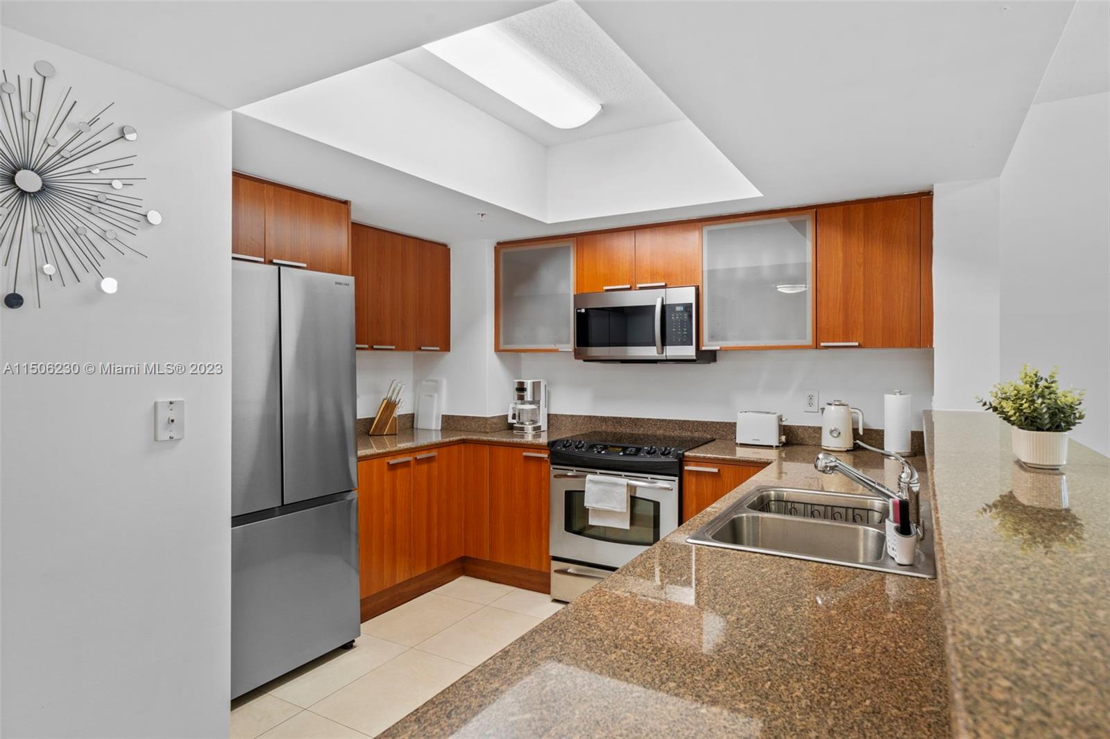 16699 Collins Ave 1710, Sunny Isles Beach, Florida 33160, 1 Bedroom Bedrooms, ,1 BathroomBathrooms,Residentiallease,For Rent,16699 Collins Ave 1710,A11506230