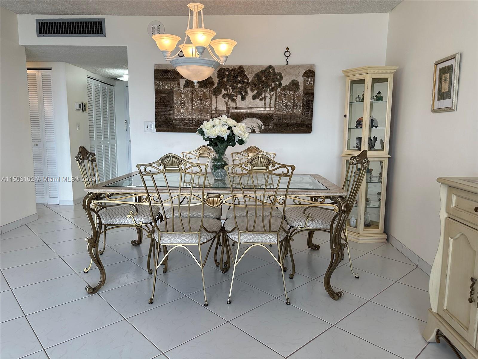 3180 S Ocean Dr 1121, Hallandale Beach, Florida 33009, 1 Bedroom Bedrooms, ,1 BathroomBathrooms,Residential,For Sale,3180 S Ocean Dr 1121,A11503102