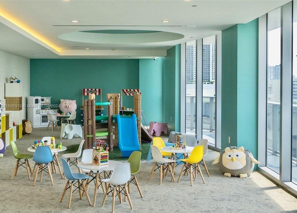 488 NE 18th St 3103, Miami, Florida 33132, 1 Bedroom Bedrooms, 3 Rooms Rooms,1 BathroomBathrooms,Residential,For Sale,488 NE 18th St 3103,A11505313