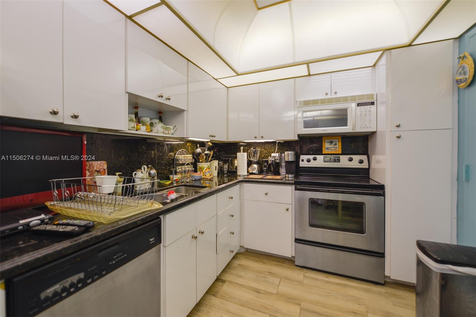 1965 S Ocean Dr 5E, Hallandale Beach, Florida 33009, 1 Bedroom Bedrooms, ,1 BathroomBathrooms,Residentiallease,For Rent,1965 S Ocean Dr 5E,A11506274