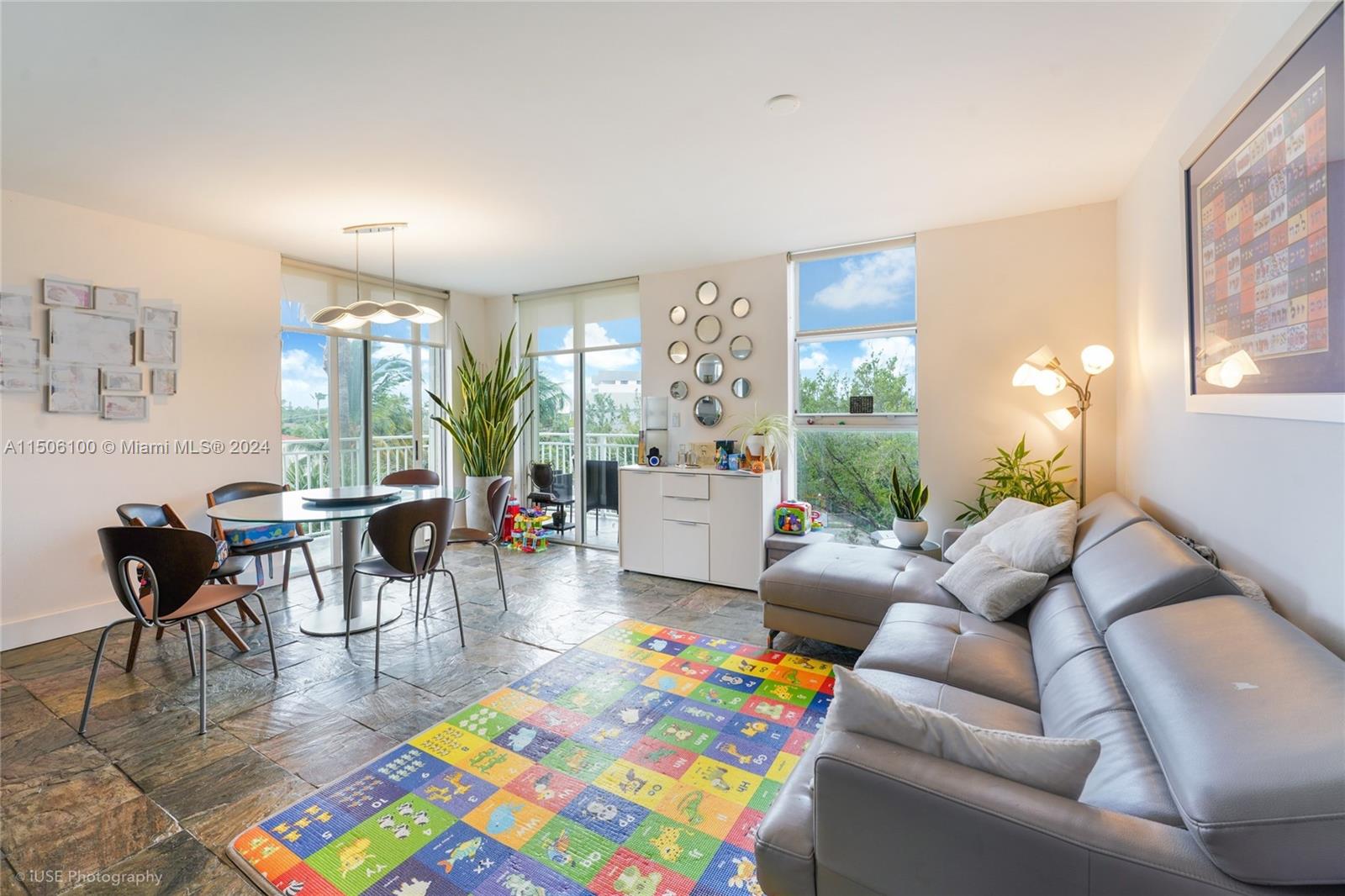 16590 NE 26th Ave 402, North Miami Beach, Florida 33160, 2 Bedrooms Bedrooms, ,2 BathroomsBathrooms,Residential,For Sale,16590 NE 26th Ave 402,A11506100