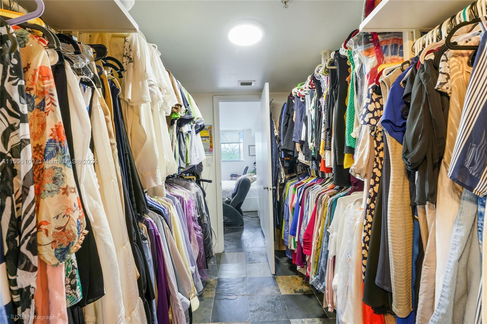 16590 NE 26th Ave 402, North Miami Beach, Florida 33160, 2 Bedrooms Bedrooms, ,2 BathroomsBathrooms,Residential,For Sale,16590 NE 26th Ave 402,A11506100