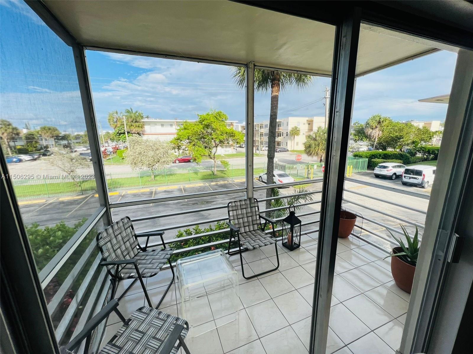 17000 NE 14th Ave 201, North Miami Beach, Florida 33162, 2 Bedrooms Bedrooms, ,1 BathroomBathrooms,Residential,For Sale,17000 NE 14th Ave 201,A11506295