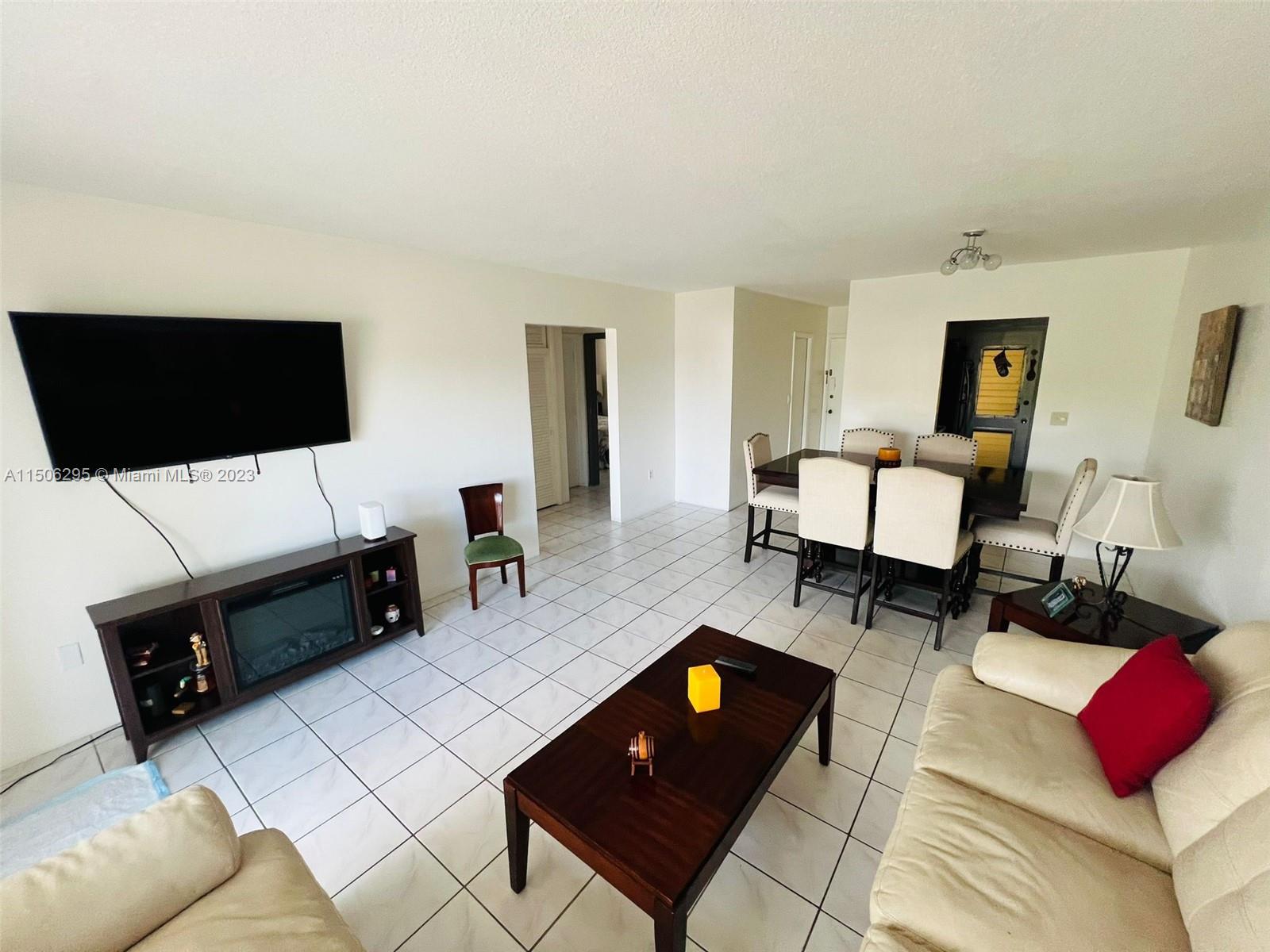 17000 NE 14th Ave 201, North Miami Beach, Florida 33162, 2 Bedrooms Bedrooms, ,1 BathroomBathrooms,Residential,For Sale,17000 NE 14th Ave 201,A11506295