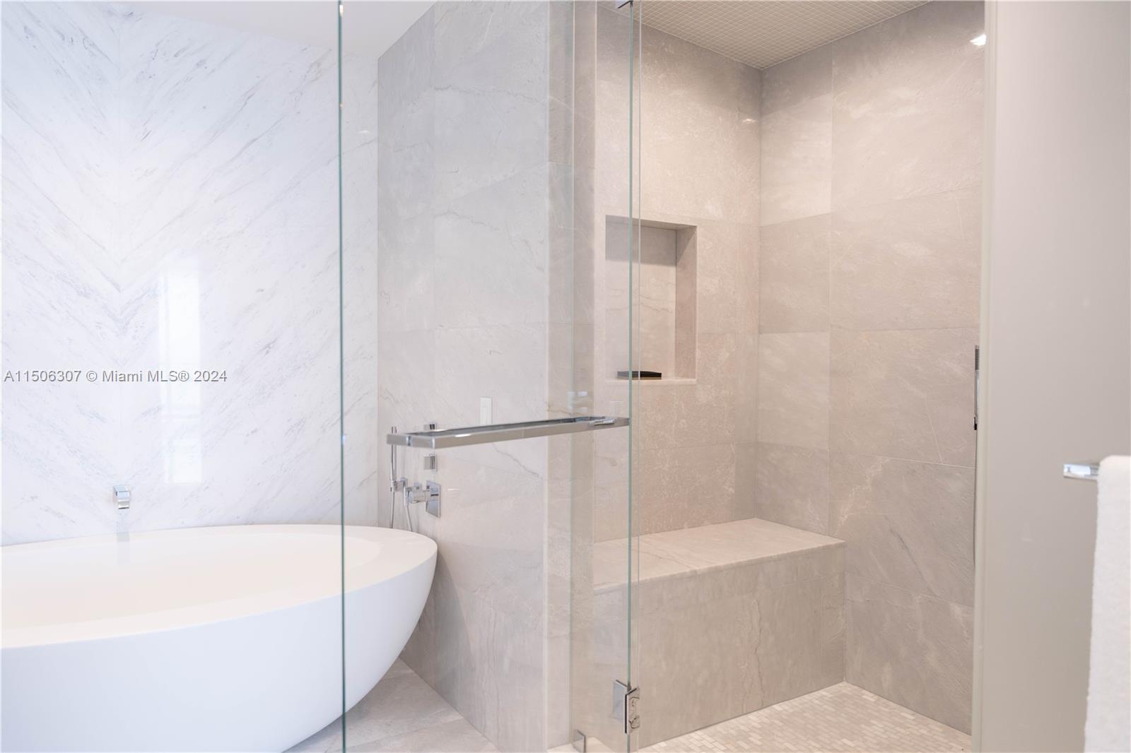 18501 Collins Ave 1104, Sunny Isles Beach, Florida 33160, 4 Bedrooms Bedrooms, ,5 BathroomsBathrooms,Residential,For Sale,18501 Collins Ave 1104,A11506307