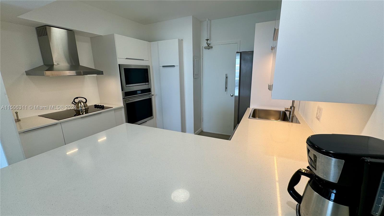 900 Bay Dr 1010, Miami Beach, Florida 33141, 1 Bedroom Bedrooms, ,1 BathroomBathrooms,Residentiallease,For Rent,900 Bay Dr 1010,A11506311