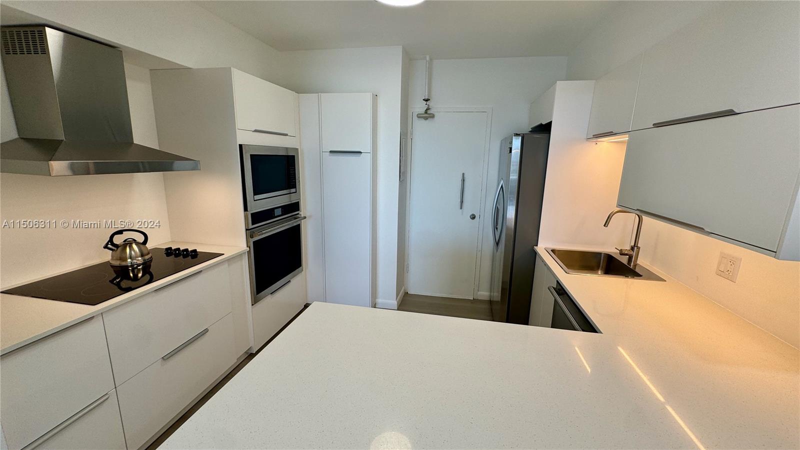 900 Bay Dr 1010, Miami Beach, Florida 33141, 1 Bedroom Bedrooms, ,1 BathroomBathrooms,Residentiallease,For Rent,900 Bay Dr 1010,A11506311