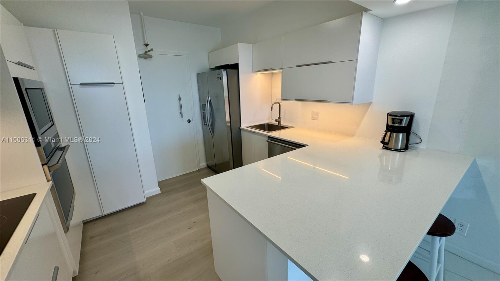 900 Bay Dr 1010, Miami Beach, Florida 33141, 1 Bedroom Bedrooms, ,1 BathroomBathrooms,Residentiallease,For Rent,900 Bay Dr 1010,A11506311