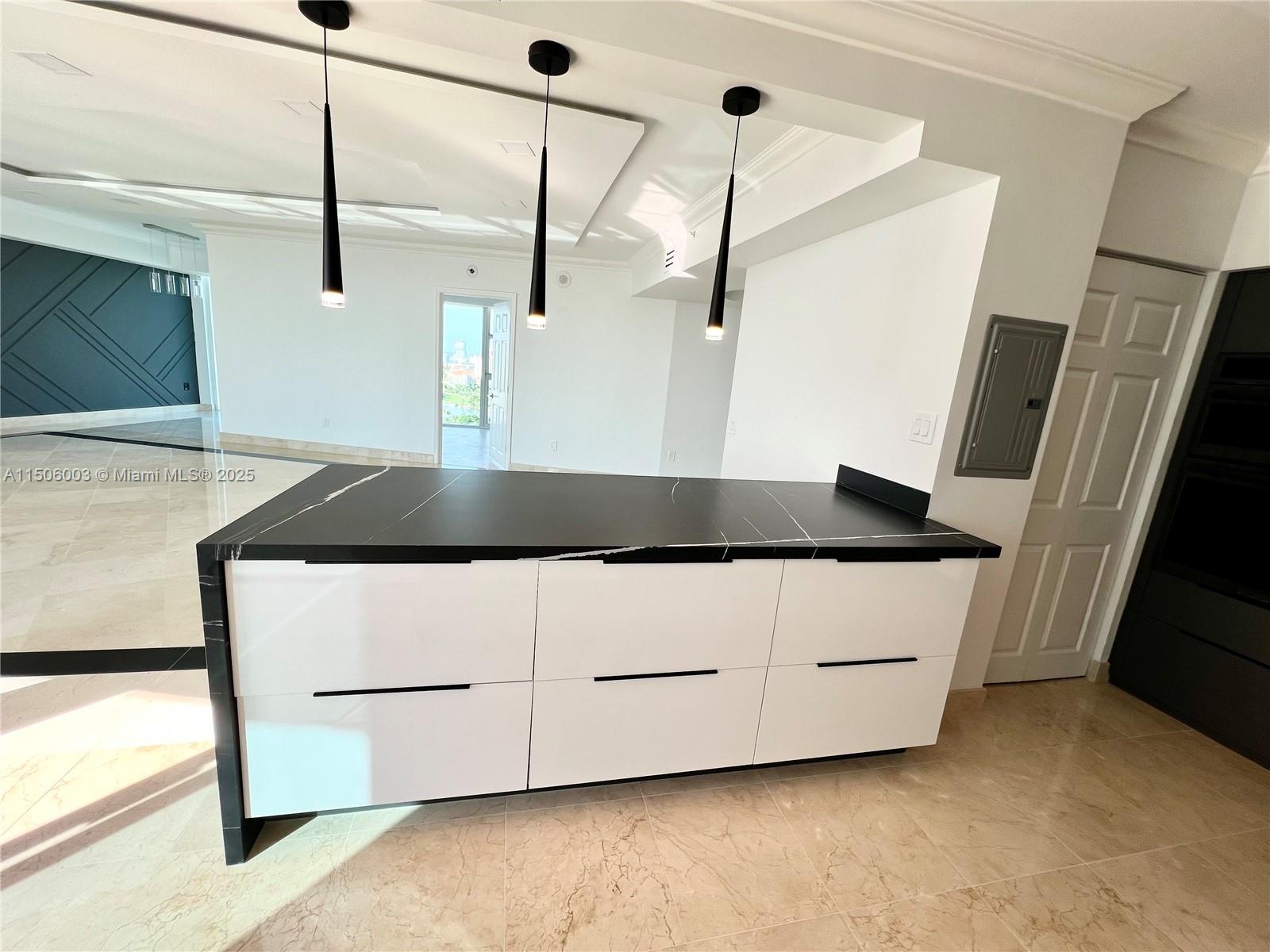 3370 Hidden Bay Dr 2415, Aventura, FL 33180, 3 Bedrooms Bedrooms, ,2 BathroomsBathrooms,Residential,For Sale,Hidden Bay Dr,A11506003