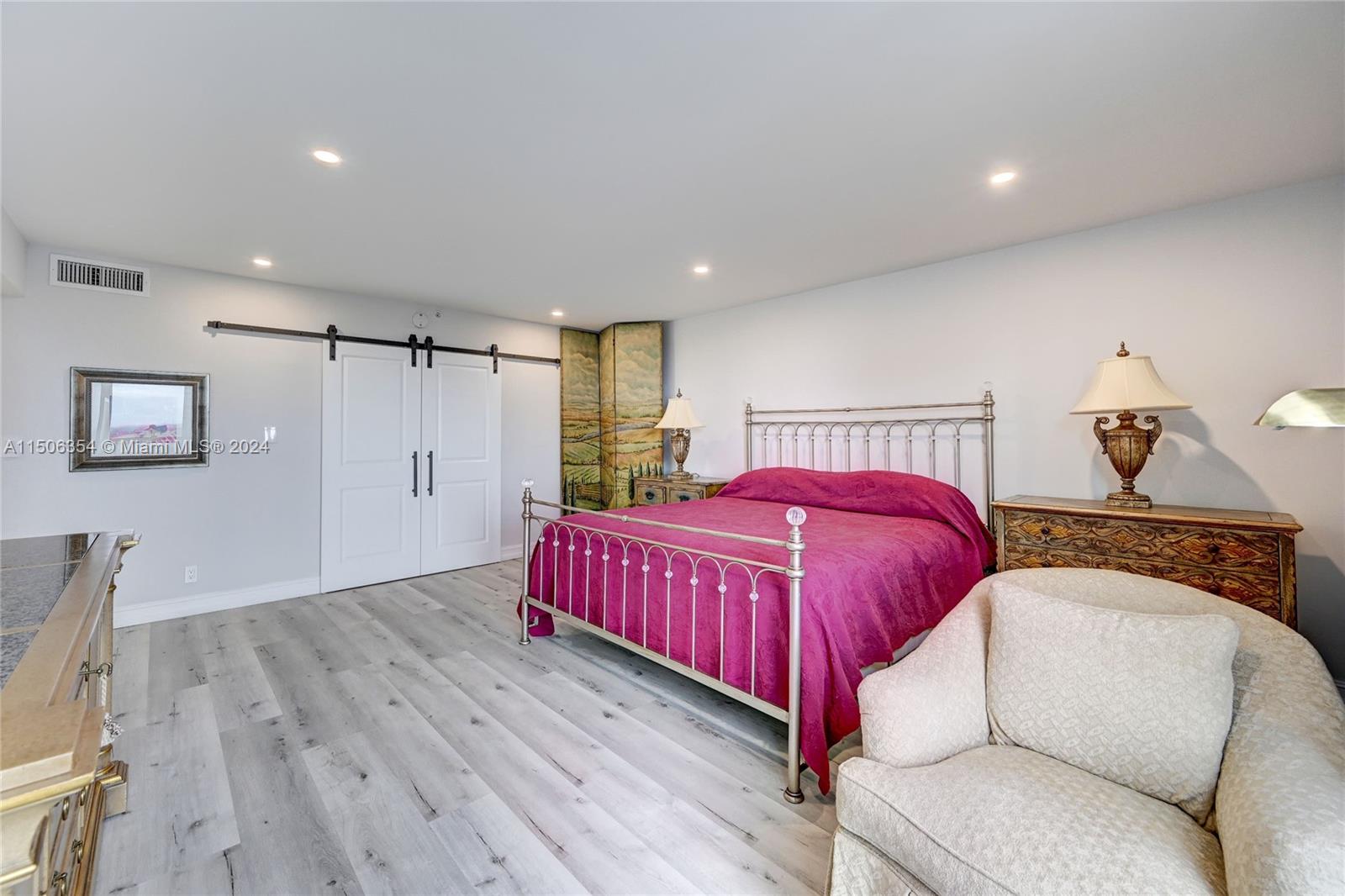 MASTER BEDROOM