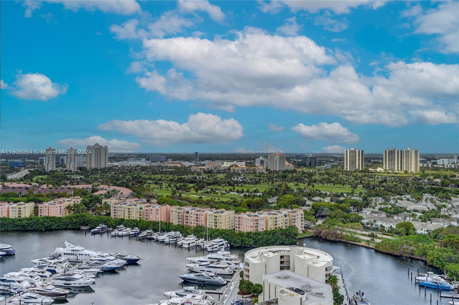 GOLF COURSE, MARINA & SUNSET VIEWS