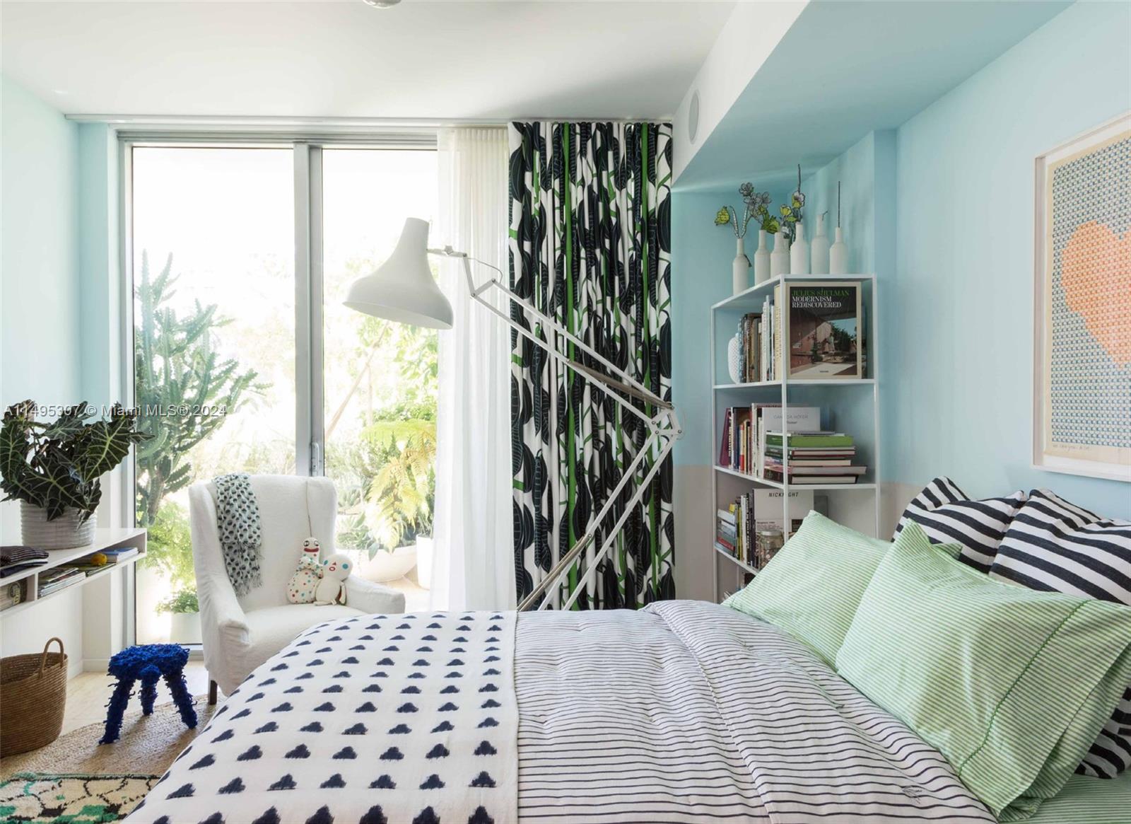 1445 16th St 305, Miami Beach, Florida 33139, 2 Bedrooms Bedrooms, ,2 BathroomsBathrooms,Residential,For Sale,1445 16th St 305,A11495307