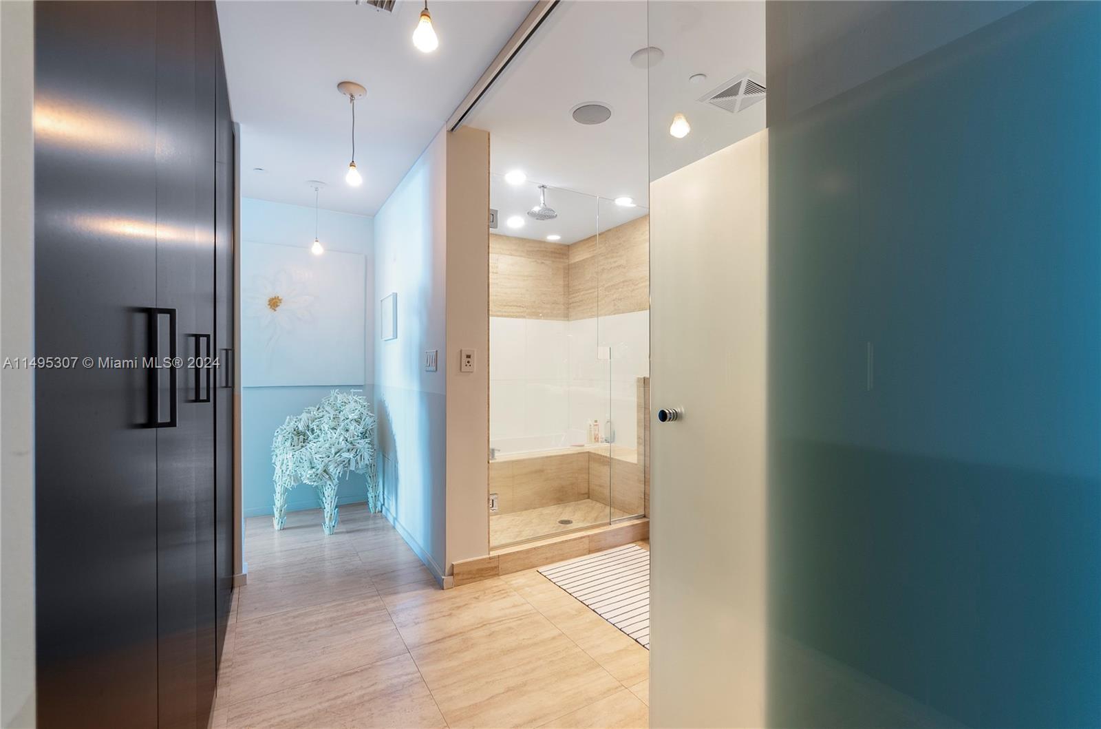 1445 16th St 305, Miami Beach, Florida 33139, 2 Bedrooms Bedrooms, ,2 BathroomsBathrooms,Residential,For Sale,1445 16th St 305,A11495307