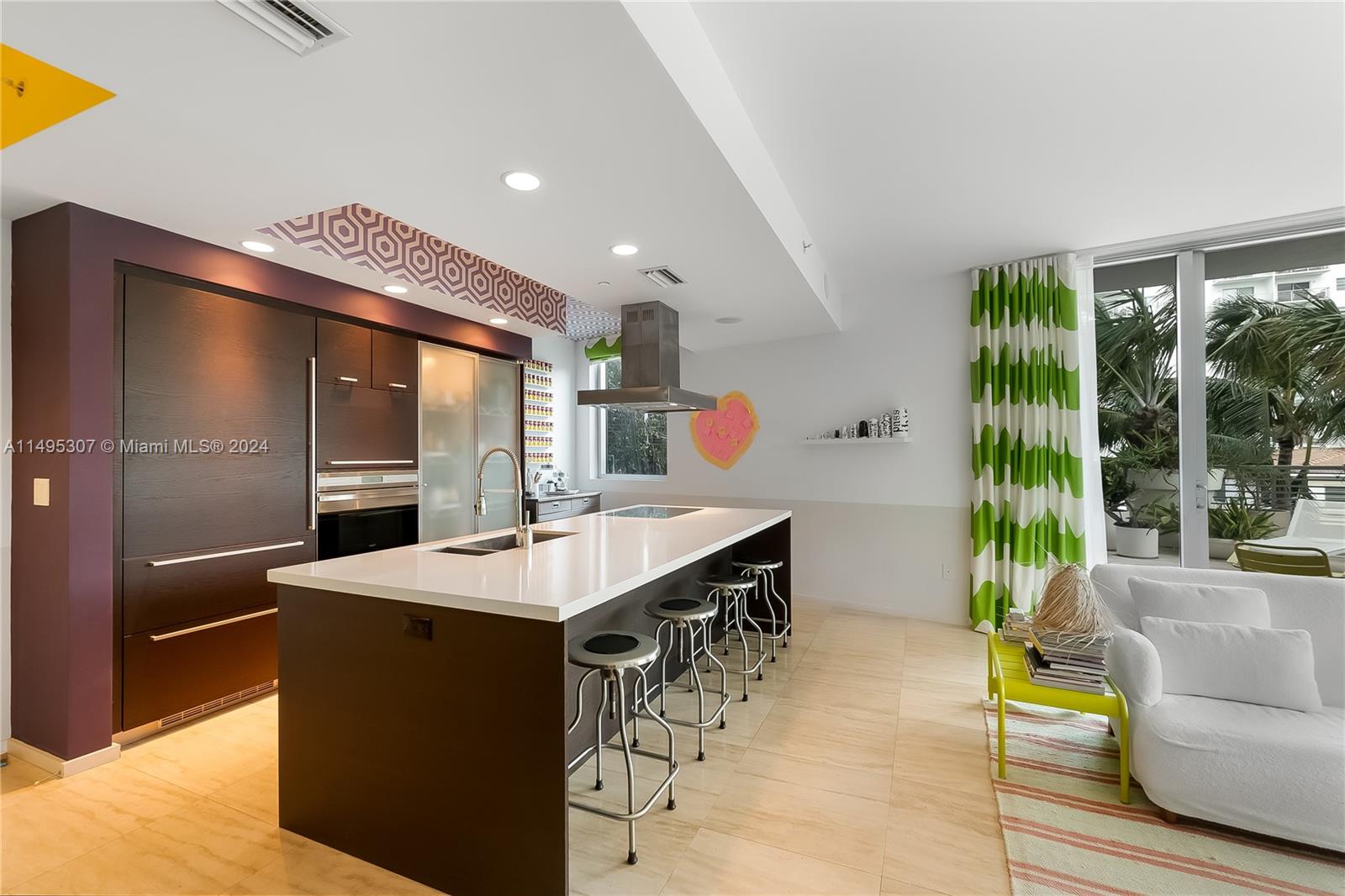 1445 16th St 305, Miami Beach, Florida 33139, 2 Bedrooms Bedrooms, ,2 BathroomsBathrooms,Residential,For Sale,1445 16th St 305,A11495307