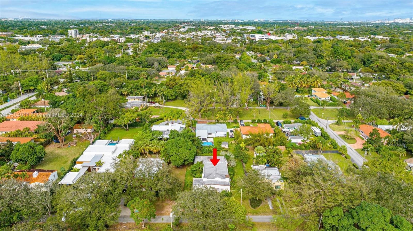 665 NE 117th st, Biscayne Park, Florida 33161, 4 Bedrooms Bedrooms, ,3 BathroomsBathrooms,Residential,For Sale,665 NE 117th st,A11504911