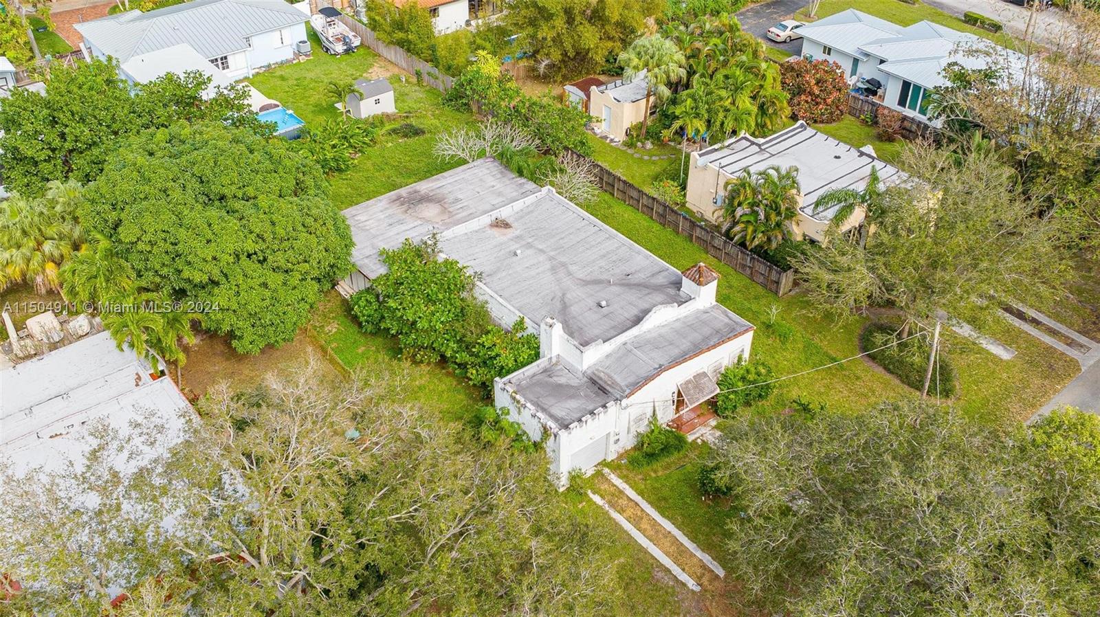 665 NE 117th st, Biscayne Park, Florida 33161, 4 Bedrooms Bedrooms, ,3 BathroomsBathrooms,Residential,For Sale,665 NE 117th st,A11504911