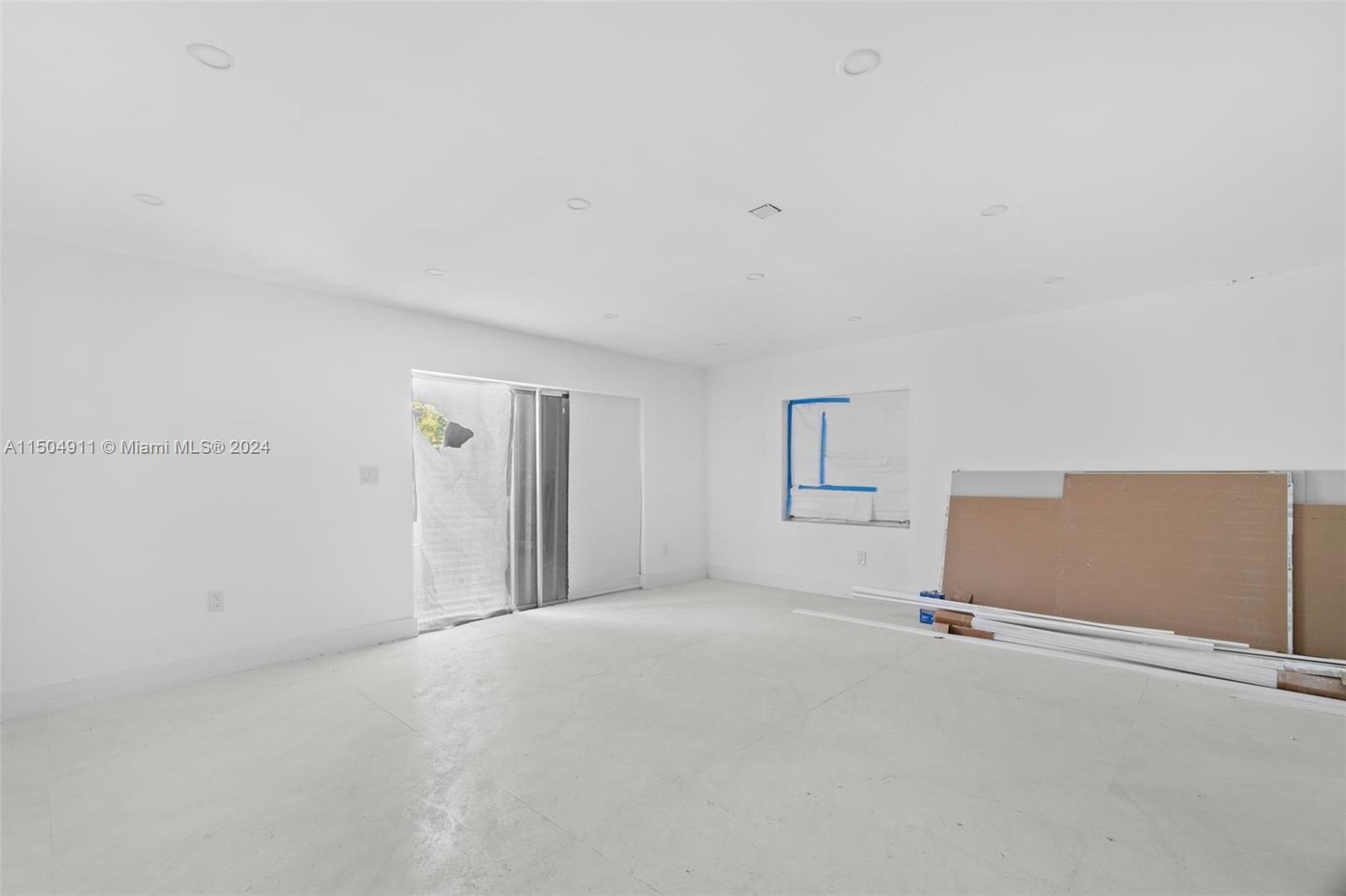 665 NE 117th st, Biscayne Park, Florida 33161, 4 Bedrooms Bedrooms, ,3 BathroomsBathrooms,Residential,For Sale,665 NE 117th st,A11504911