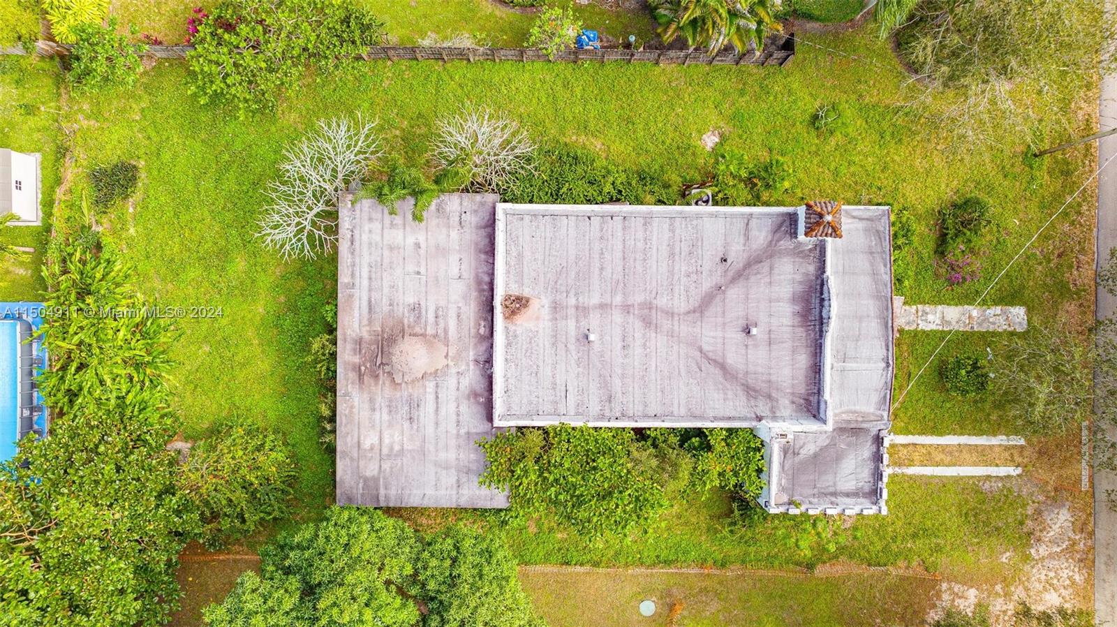 665 NE 117th st, Biscayne Park, Florida 33161, 4 Bedrooms Bedrooms, ,3 BathroomsBathrooms,Residential,For Sale,665 NE 117th st,A11504911