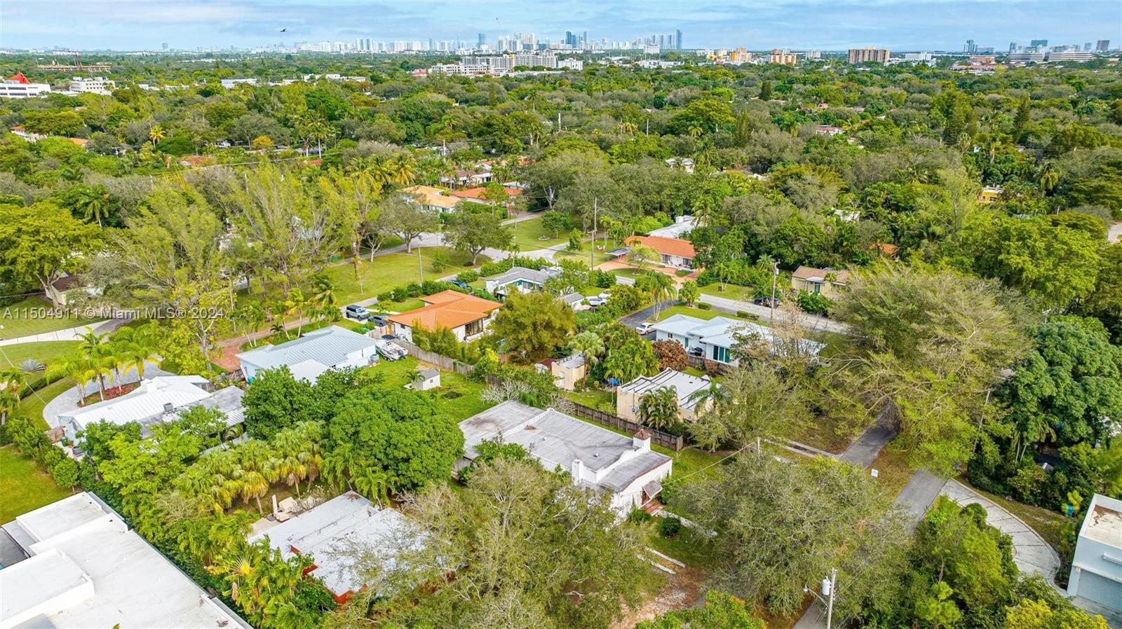 665 NE 117th st, Biscayne Park, Florida 33161, 4 Bedrooms Bedrooms, ,3 BathroomsBathrooms,Residential,For Sale,665 NE 117th st,A11504911