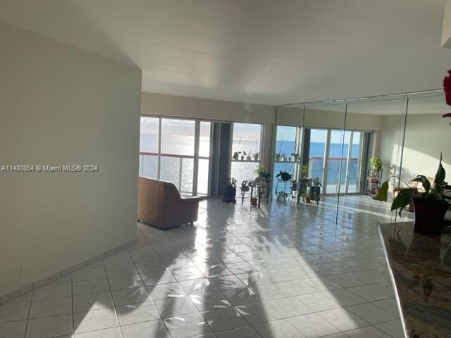 6767 Collins Ave 909, Miami Beach, Florida 33141, 2 Bedrooms Bedrooms, ,2 BathroomsBathrooms,Residential,For Sale,6767 Collins Ave 909,A11480854