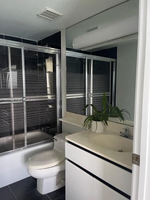 6767 Collins Ave 909, Miami Beach, Florida 33141, 2 Bedrooms Bedrooms, ,2 BathroomsBathrooms,Residential,For Sale,6767 Collins Ave 909,A11480854